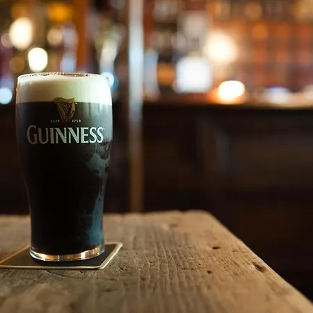 Chalet Chateau By The Sea Sleeps 6!!