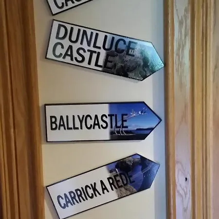 Chalet Chateau By The Sea Sleeps 6!!