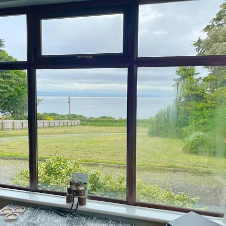 Chateau By The Sea Sleeps 6!! *