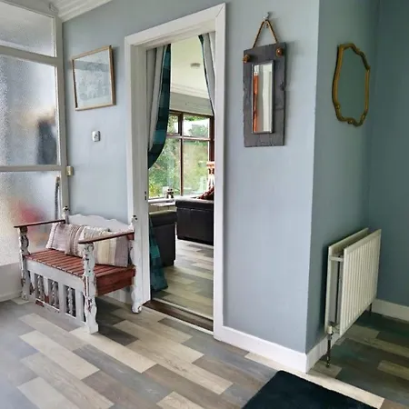 Chateau By The Sea Sleeps 6!! * Red Castle