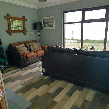 Chateau By The Sea Sleeps 6!!