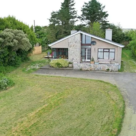 Chateau By The Sea Sleeps 6!! *
