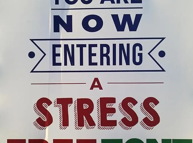 Chateau By The Sea Sleeps 6!! *